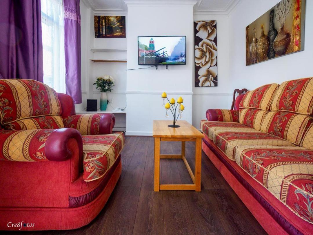 12 Cornwallis Lodge Family Room 2 Stoke-on-Trent Bagian luar foto