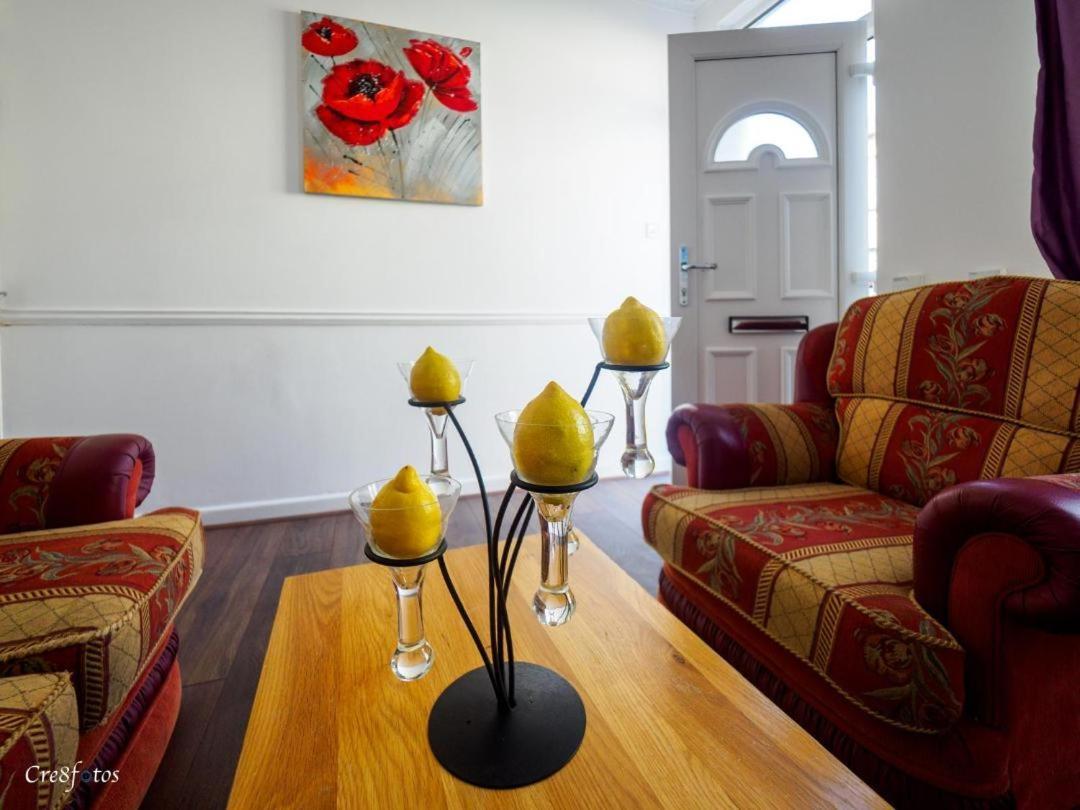 12 Cornwallis Lodge Family Room 2 Stoke-on-Trent Bagian luar foto